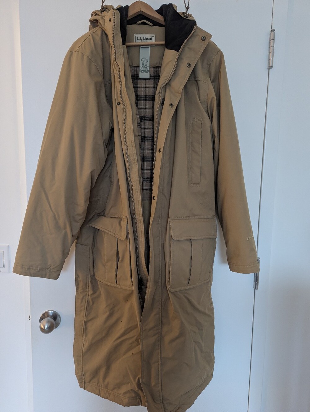 L.L. Bean Men's Khaki/Tan Hooded Super Warm Commuter Coat XL Tall Wool Lined